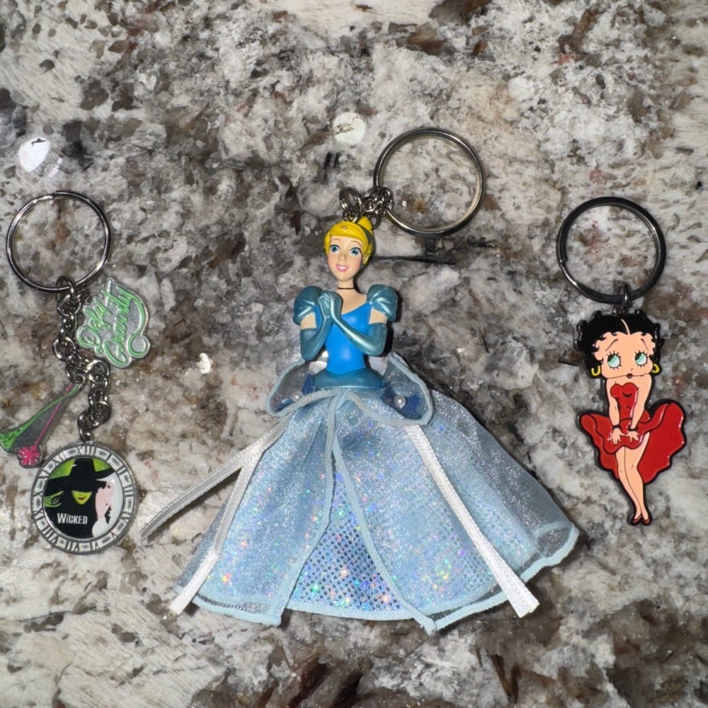 Disney Parks & Universal Orlando Cinderella, Wicked & Betty Boop Keychain lot